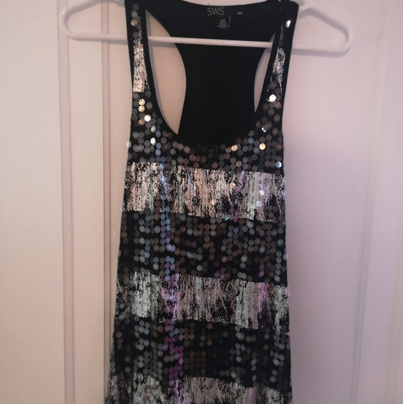 Sequence Top - Picture 2 of 2